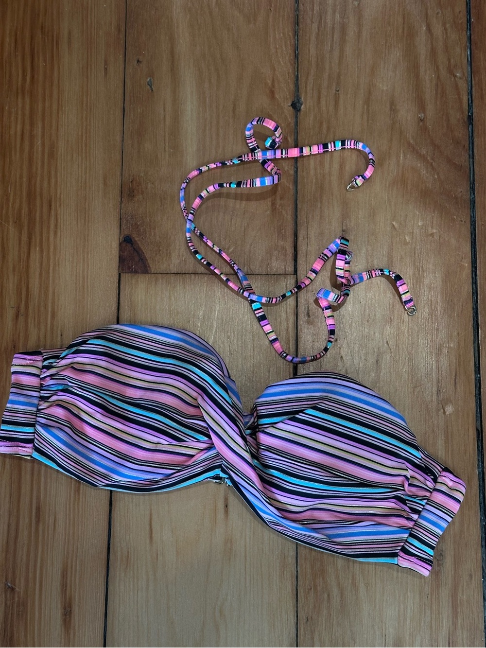 Victoria’s Secret bandeau bikini top